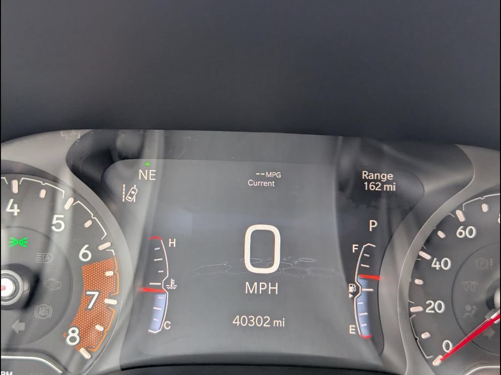 Used 2025 Jeep Compass Limited AWD/4WD image 10