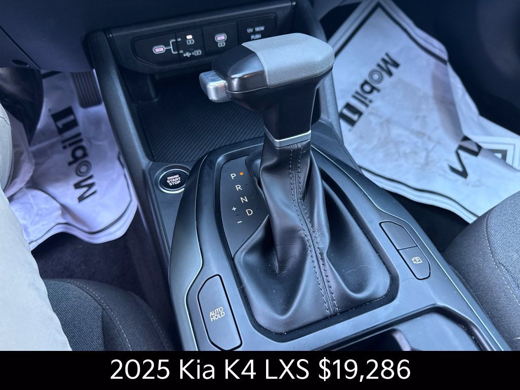 Certified 2025 Kia K4 FWD image 29