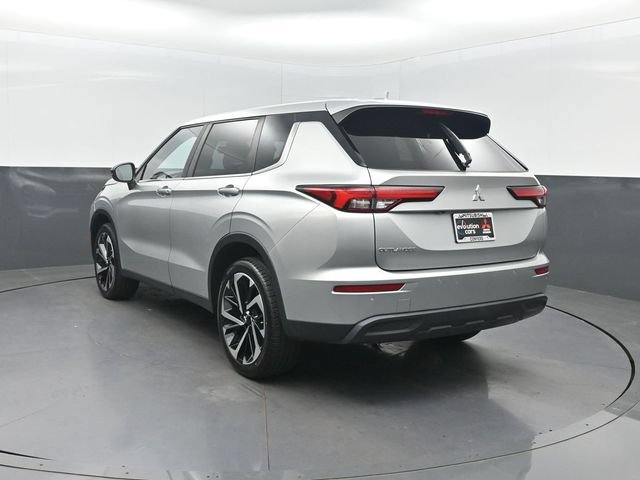 Used 2022 Mitsubishi Outlander ES FWD image 27