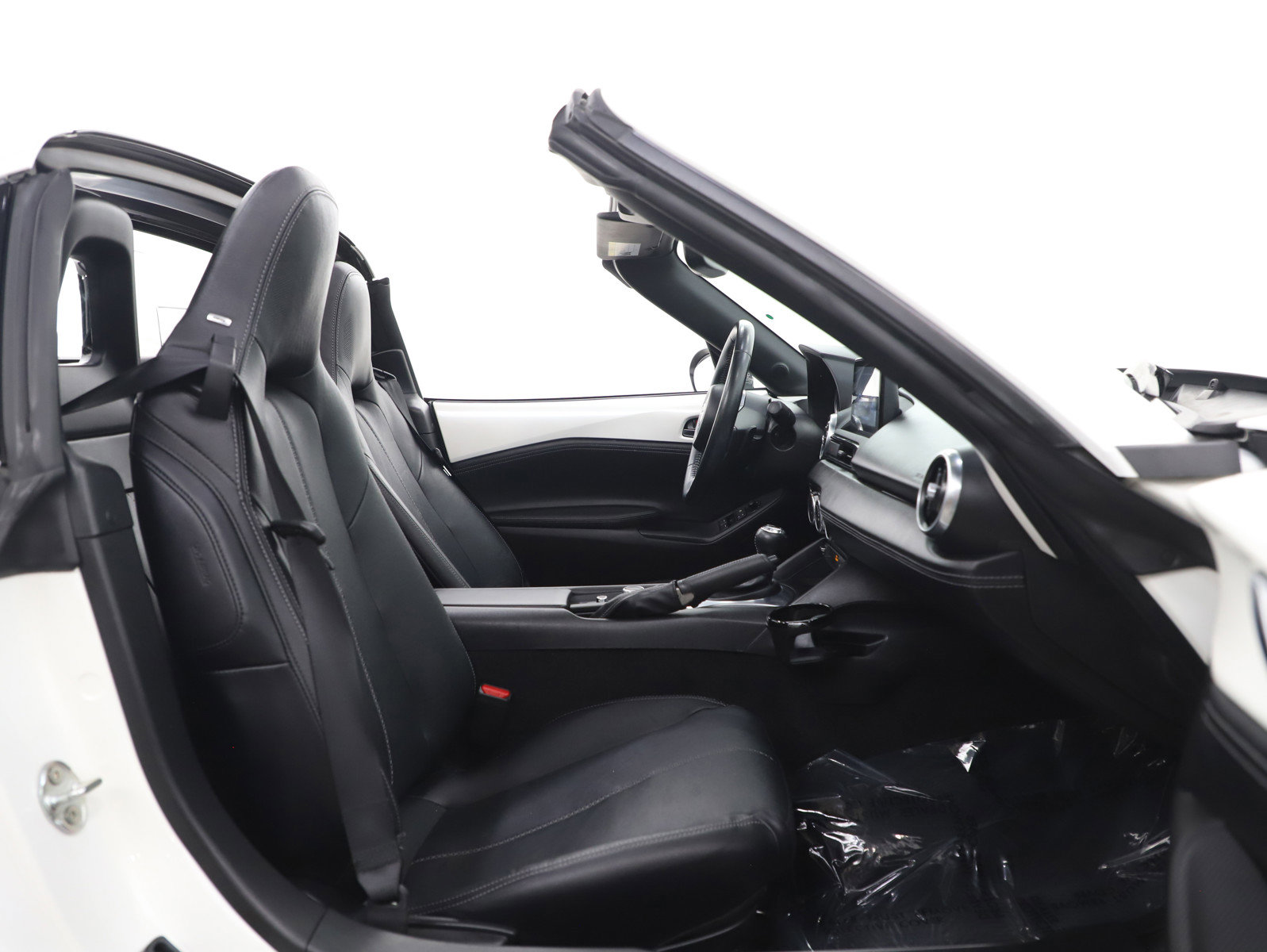 Used 2023 MAZDA MX-5 Miata Grand Touring w/ Weather Package image 11