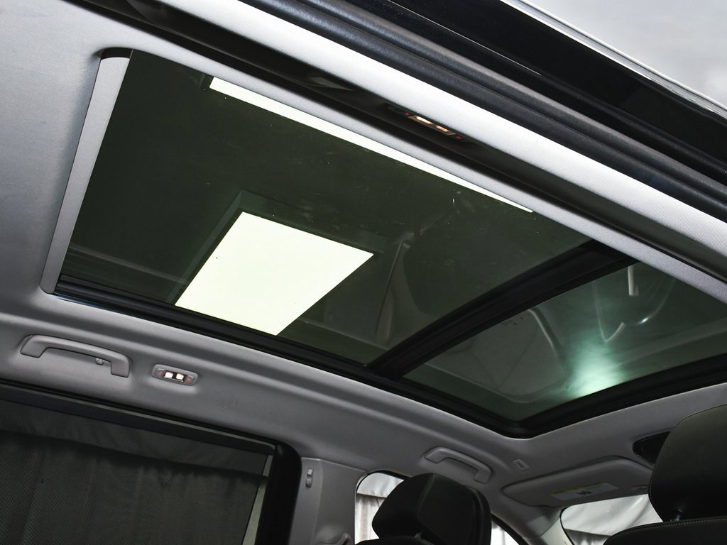 Used 2024 BMW X7 xDrive40i image 70