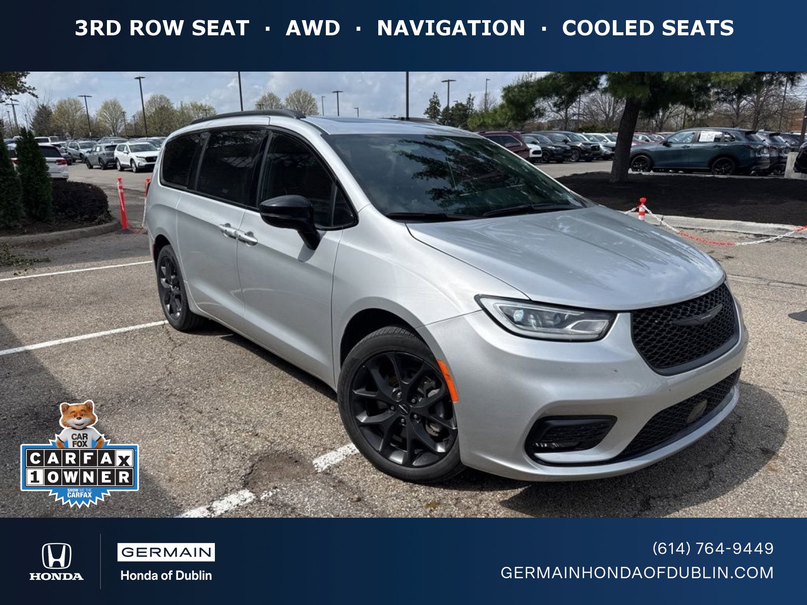 Used 2024 Chrysler Pacifica Limited w/ S Appearance Package image 1