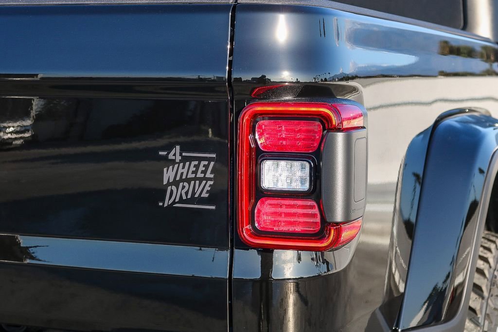 New 2026 Jeep Gladiator Willys image 10