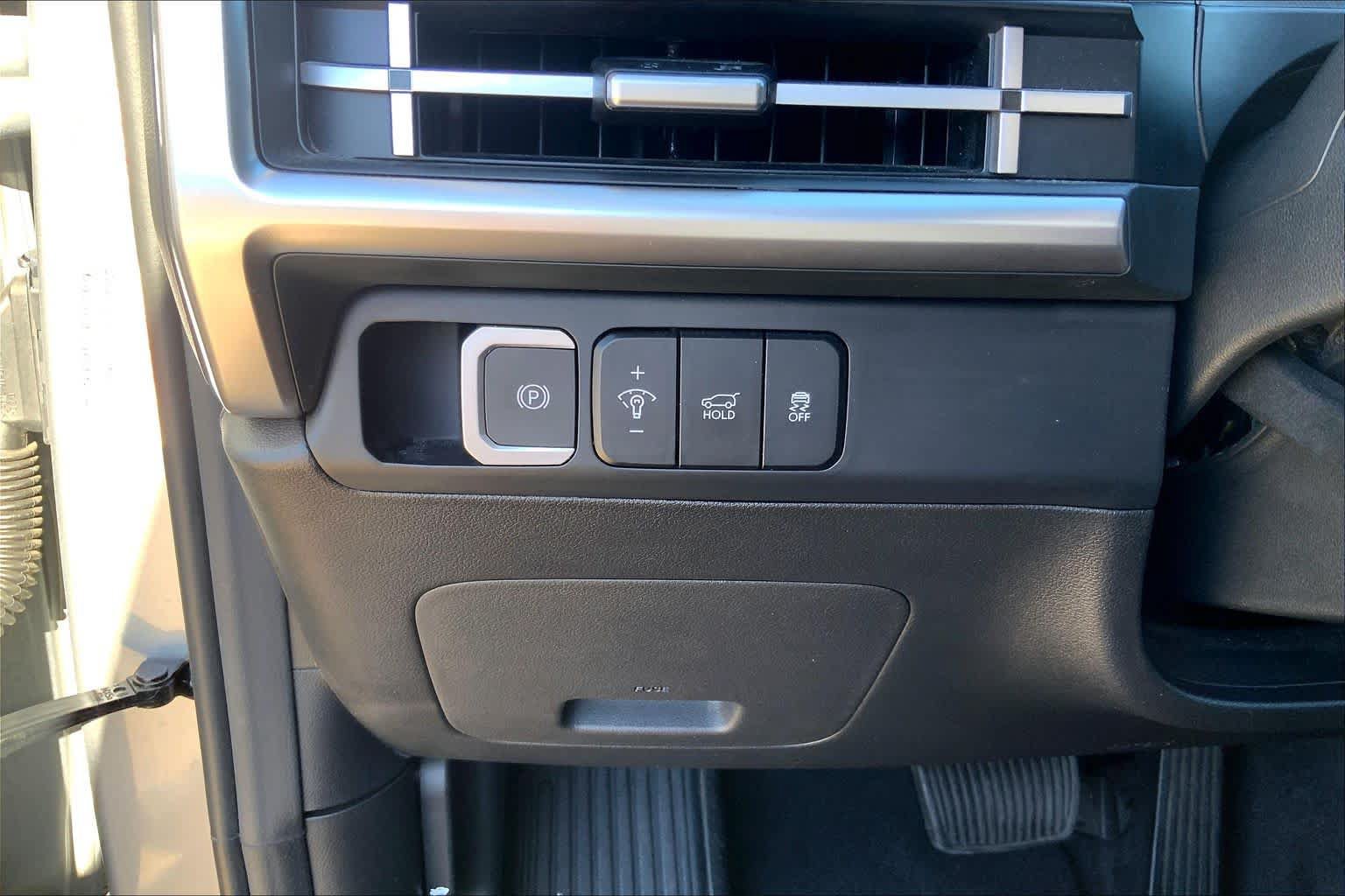 Used 2025 Hyundai Santa Fe SEL AWD/4WD image 31