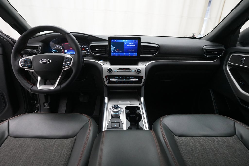 Used 2023 Ford Explorer Timberline image 5