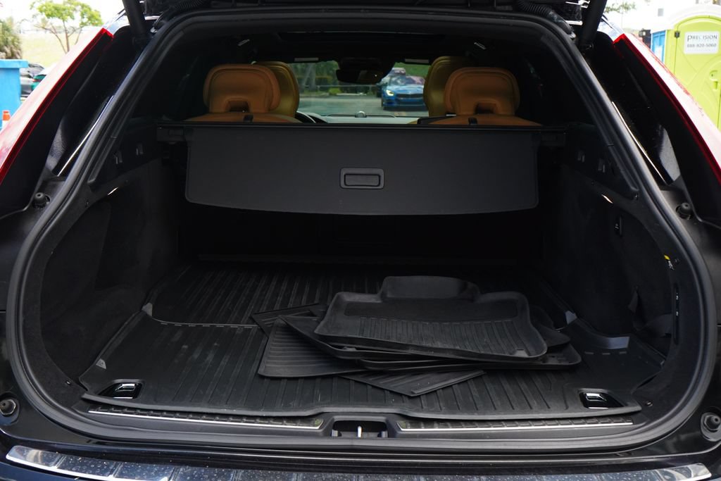 Used 2019 Volvo V90 T6 Cross Country AWD/4WD image 20