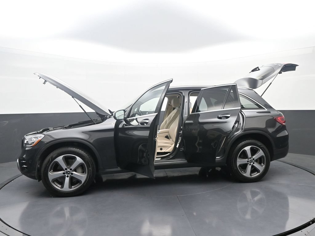 Used 2021 Mercedes-Benz GLC 300 4MATIC image 40