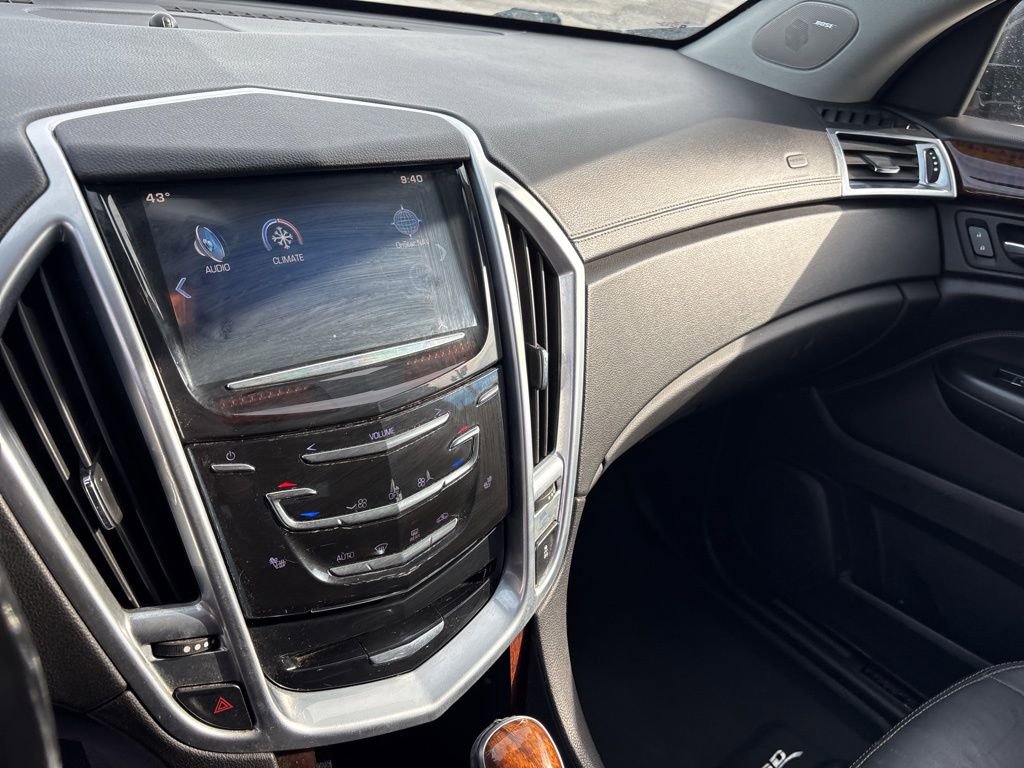 Used 2016 Cadillac SRX Luxury image 32