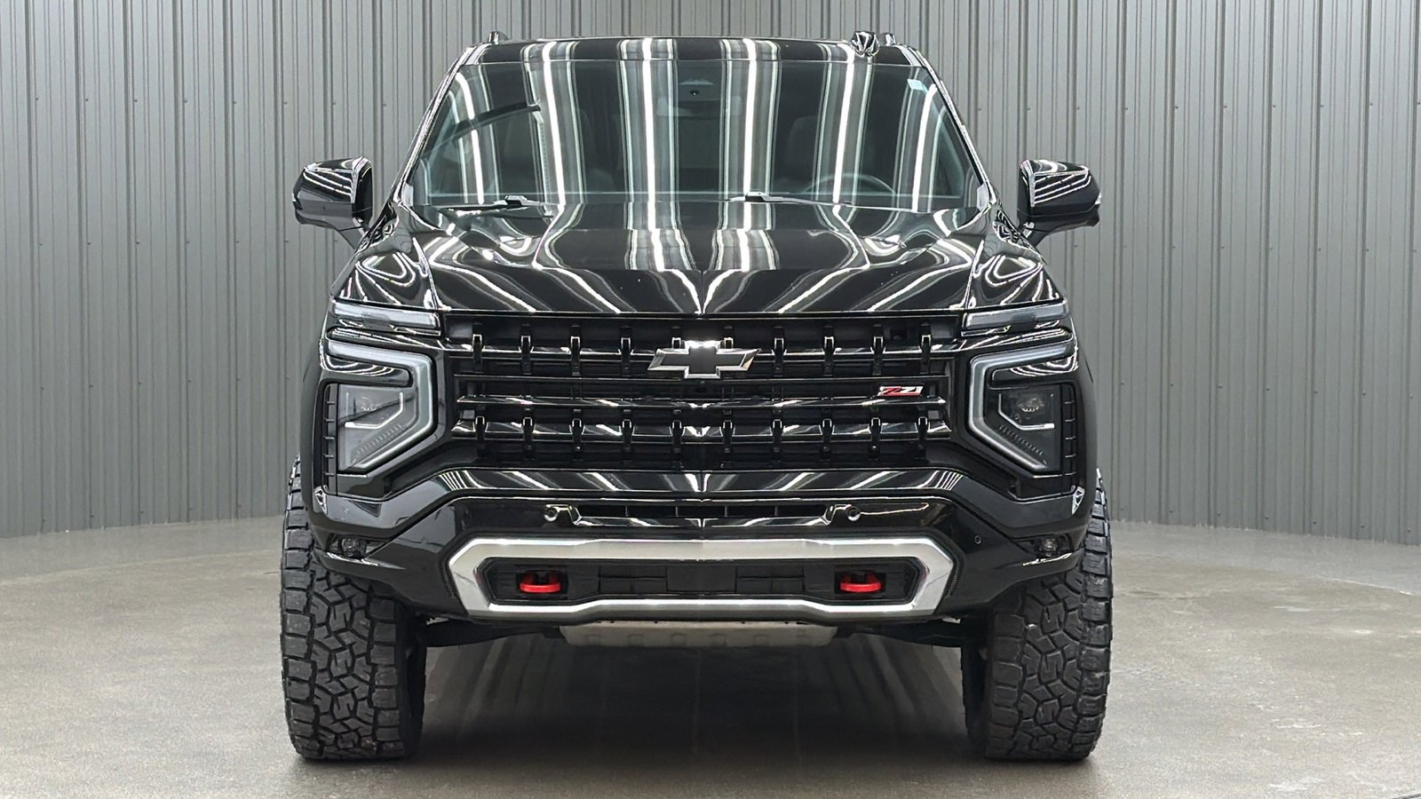 Used 2025 Chevrolet Tahoe Z71 w/ Comfort Package image 8