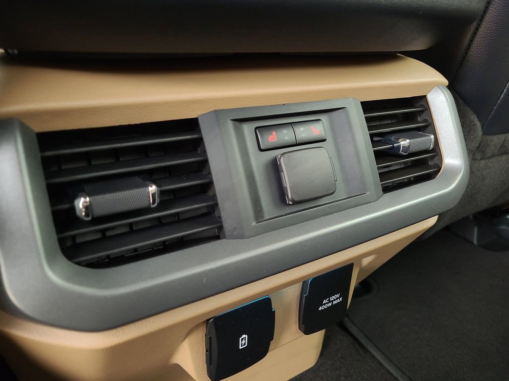 Used 2021 Ford F150 Lariat w/ Equipment Group 502A High image 12