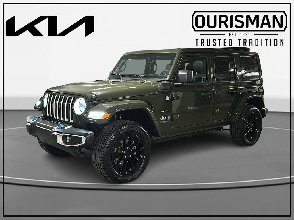 Used 2022 Jeep Wrangler Unlimited Sahara w/ Cold Weather Group AWD/4WD image 2