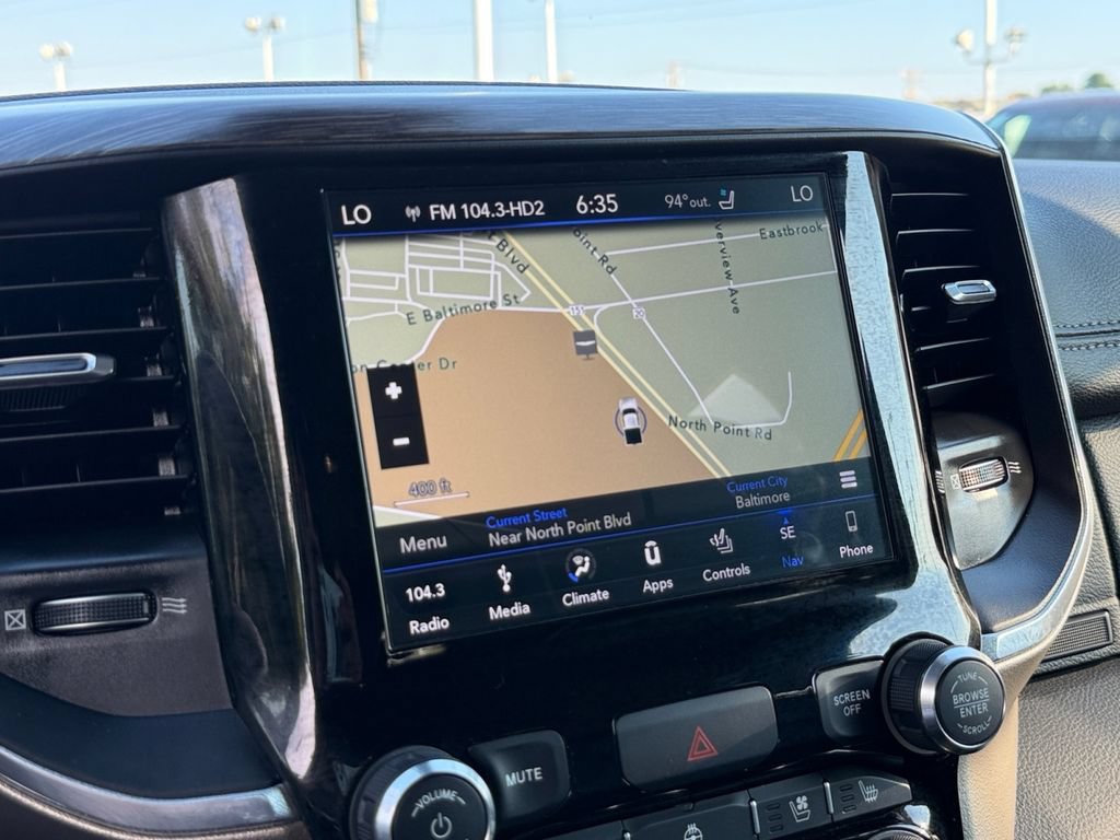 Used 2019 RAM 1500 Laramie AWD/4WD image 18