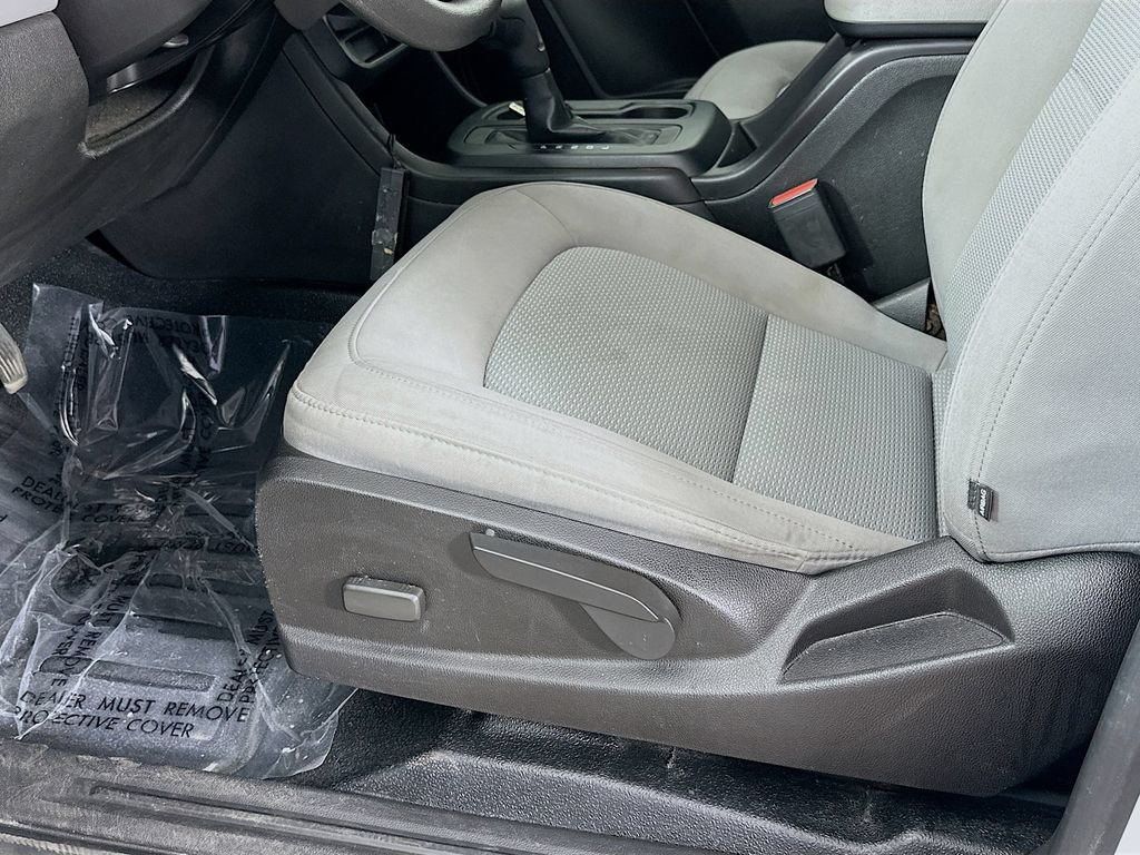 Used 2017 Chevrolet Colorado W/T RWD image 25