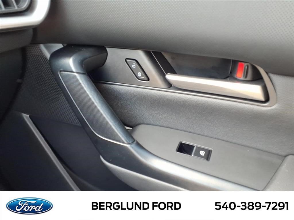 Certified 2025 MAZDA CX-50 AWD 2.5 S w/ Preferred Package image 31