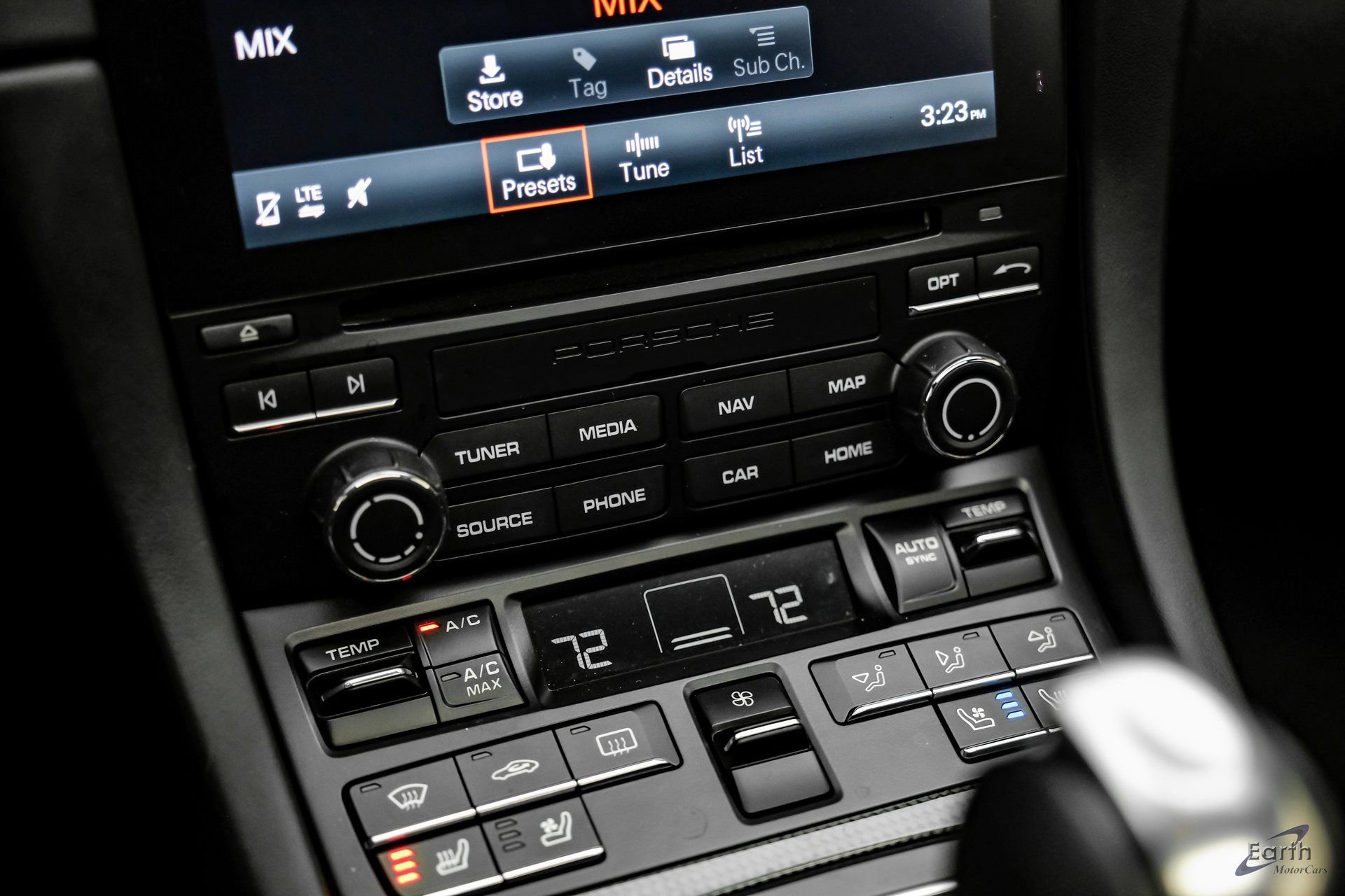 Used 2018 Porsche 911 Turbo S image 68