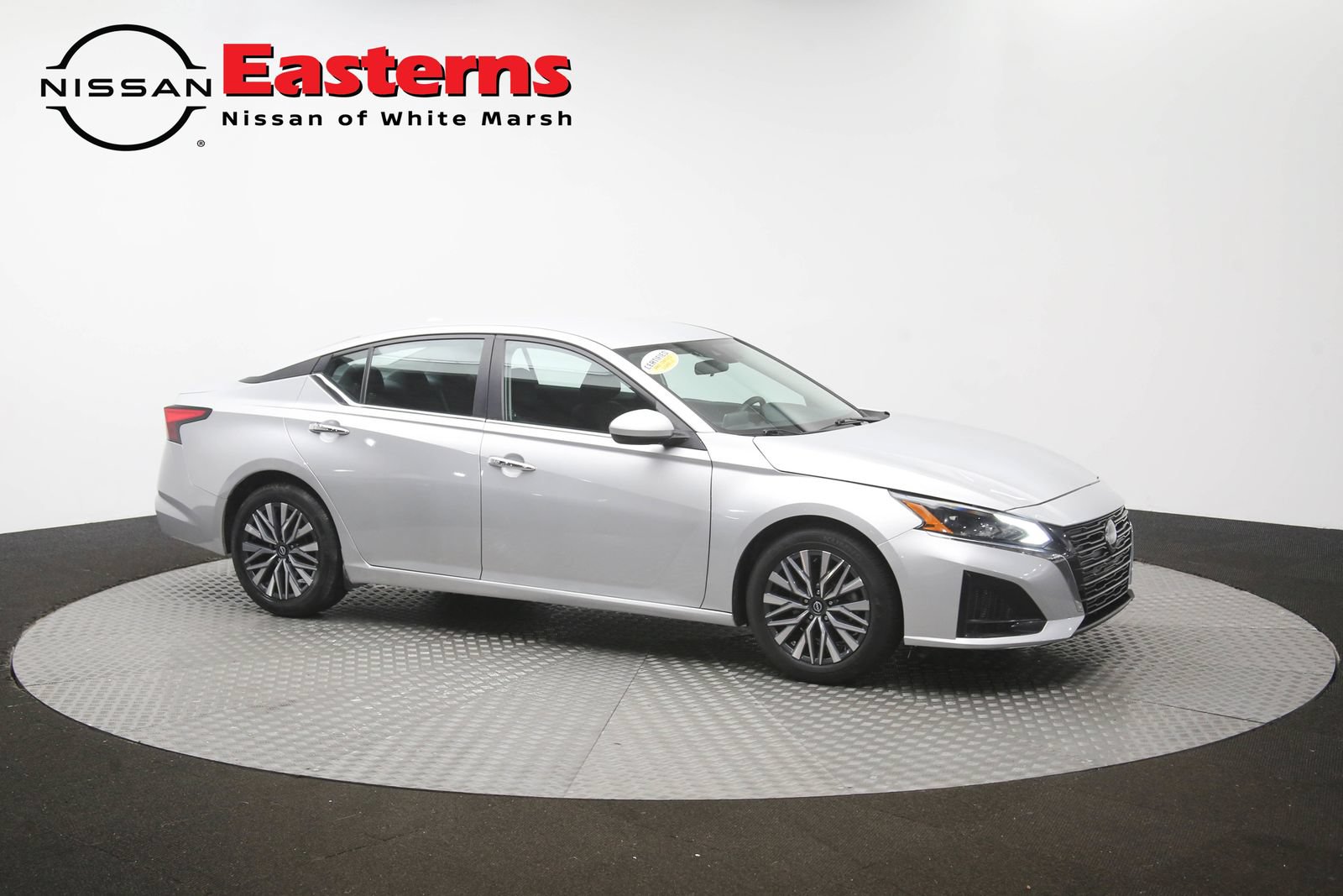 Used 2023 Nissan Altima 2.5 SV FWD image 46