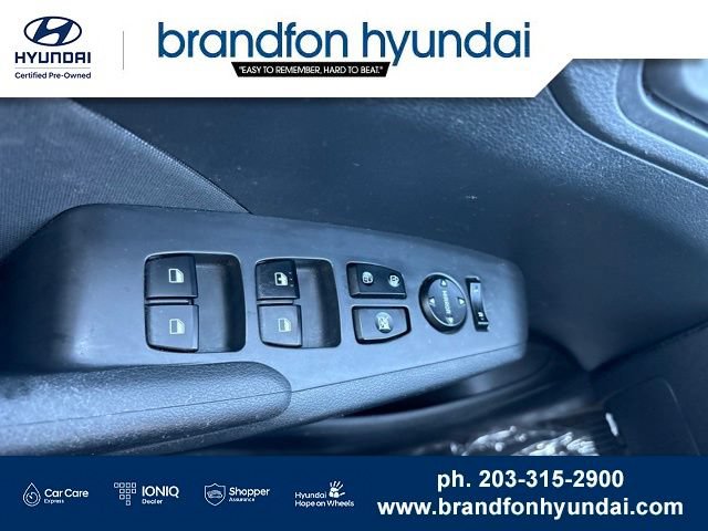 Used 2021 Hyundai Accent SE FWD image 9