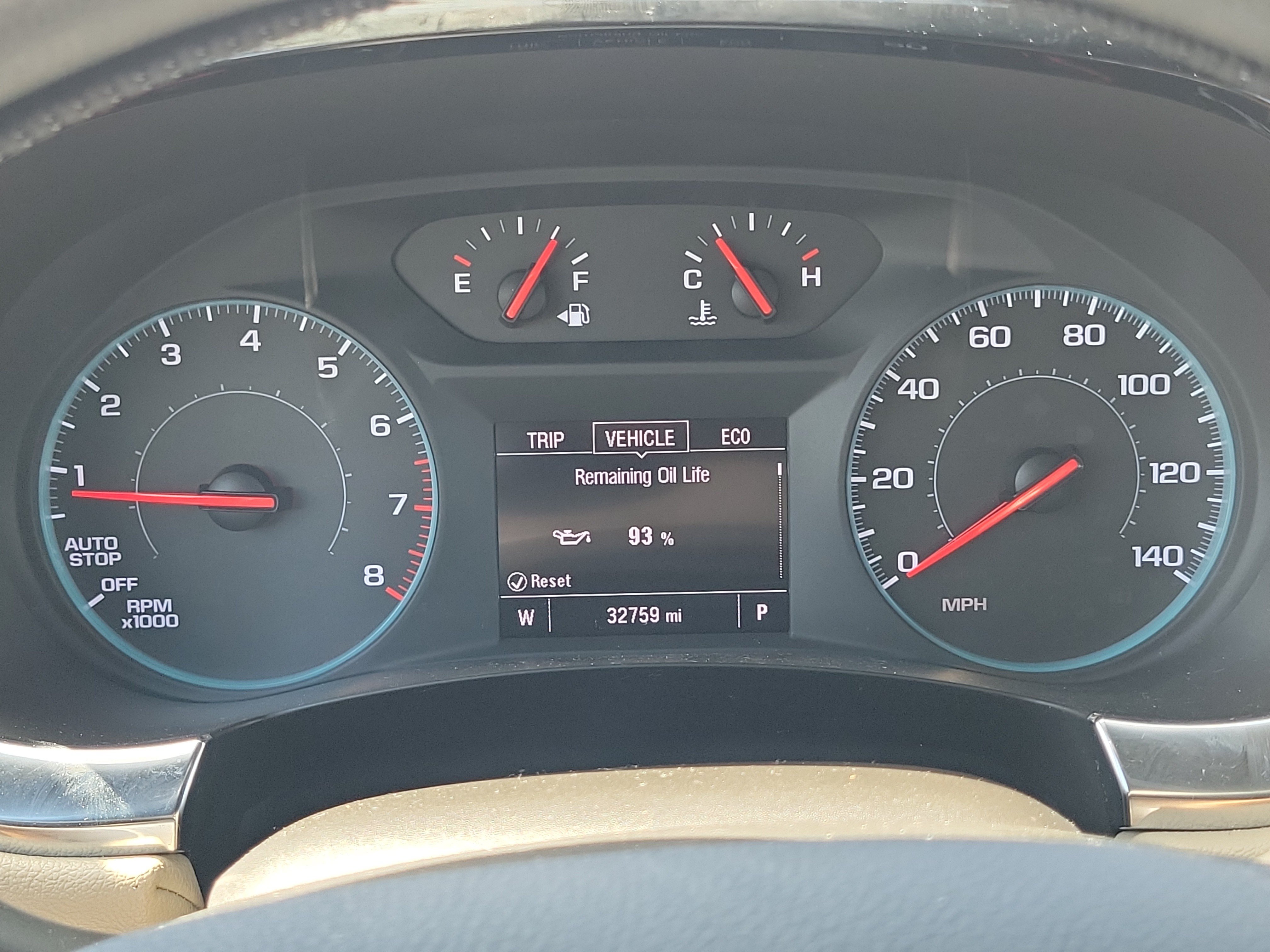 Used 2023 Chevrolet Traverse LS FWD image 33