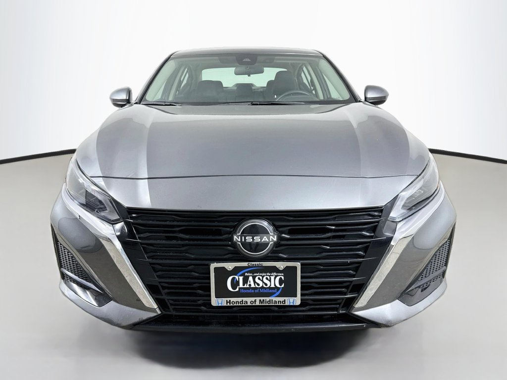 Used 2023 Nissan Altima 2.5 S FWD image 2