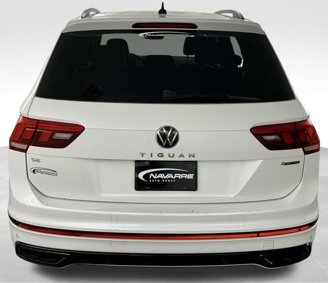 Used 2022 Volkswagen Tiguan SE R-Line AWD/4WD image 8