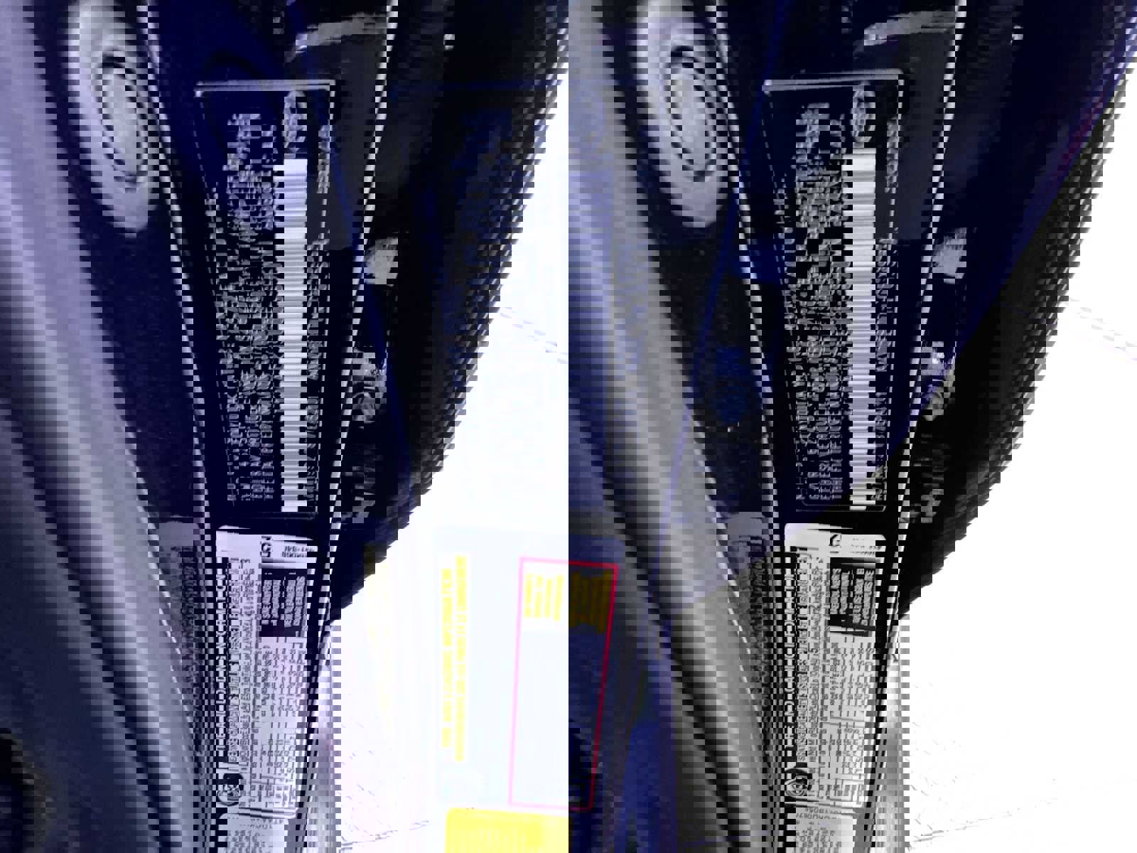 Used 2025 Toyota Camry SE w/ Convenience Package image 41