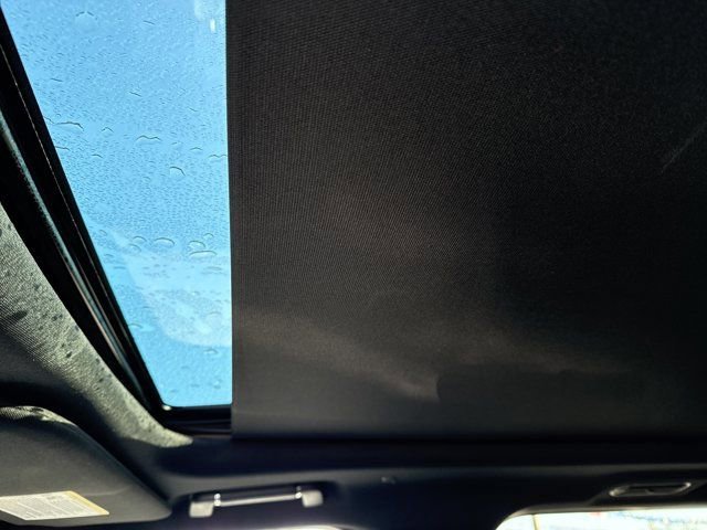 Used 2018 Lincoln Navigator L Reserve w/ Technology Package image 26