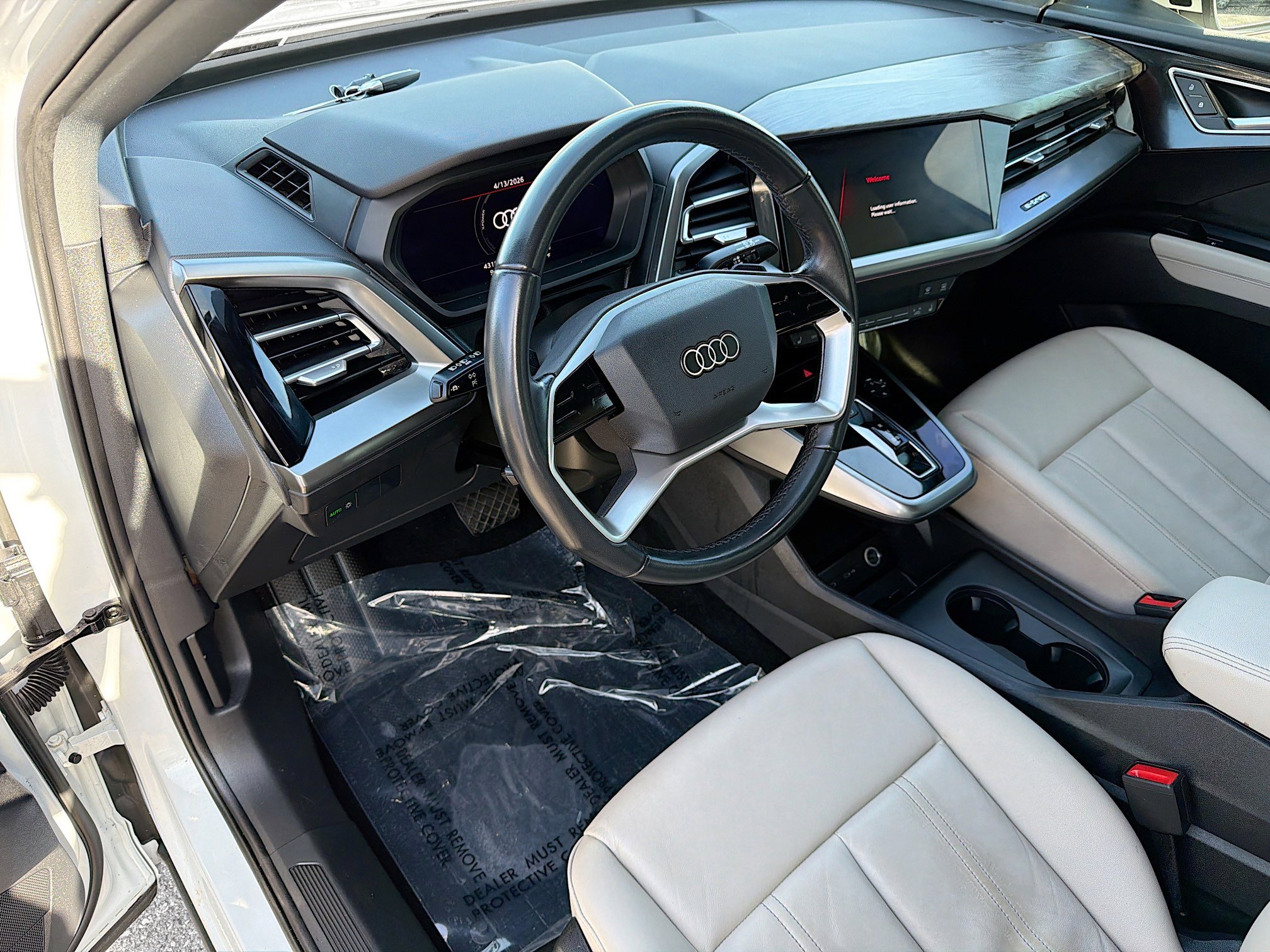 Used 2023 Audi Q4 e-tron Premium Plus image 25