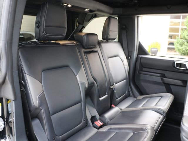Used 2025 Ford Bronco Outer Banks image 14