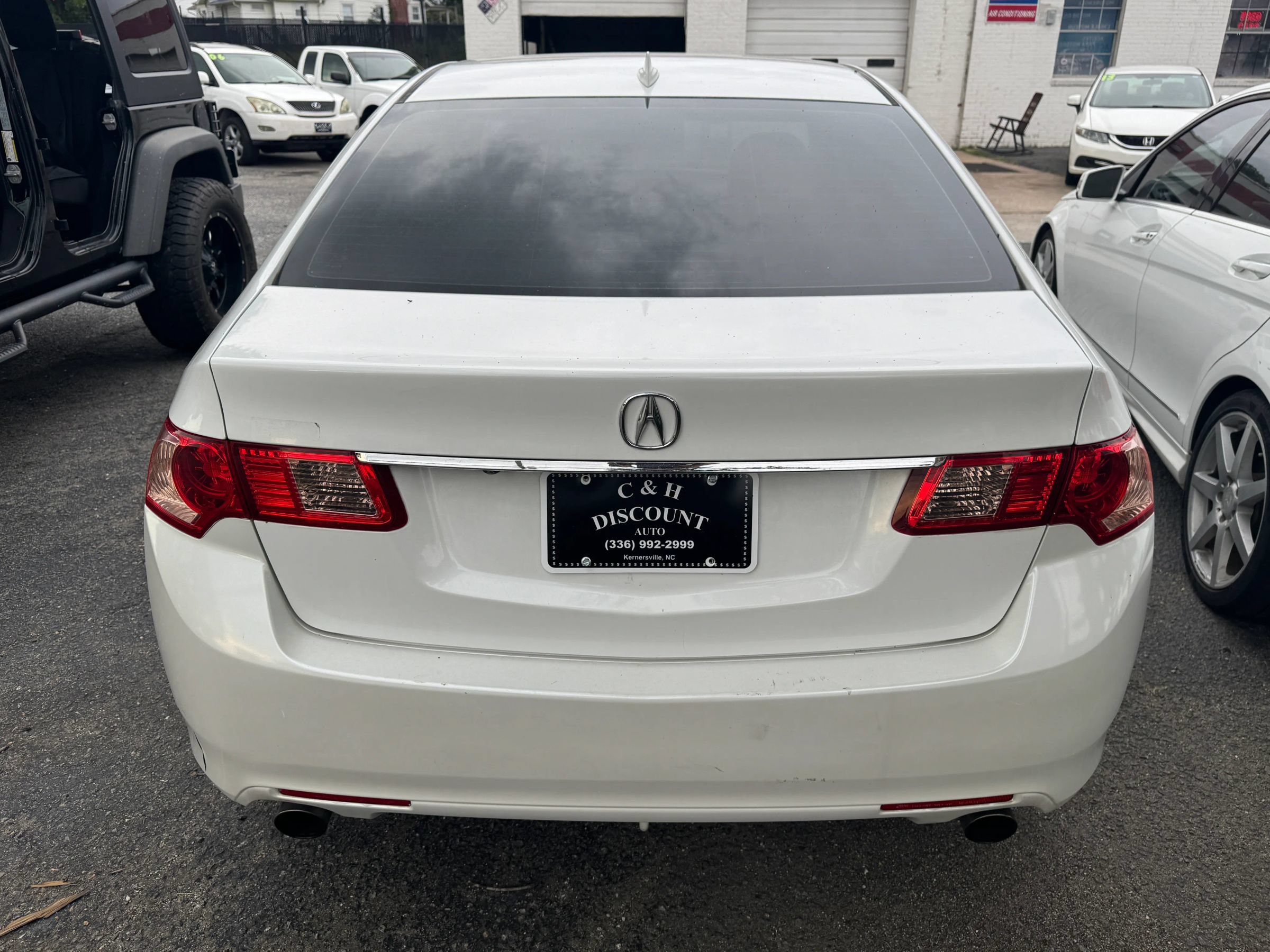 Used 2012 Acura TSX w/ Technology Package FWD image 4