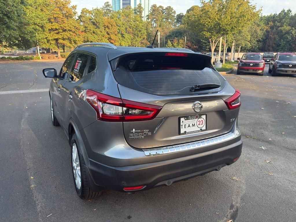 Certified 2022 Nissan Rogue Sport SV w/ Technology Package image 5