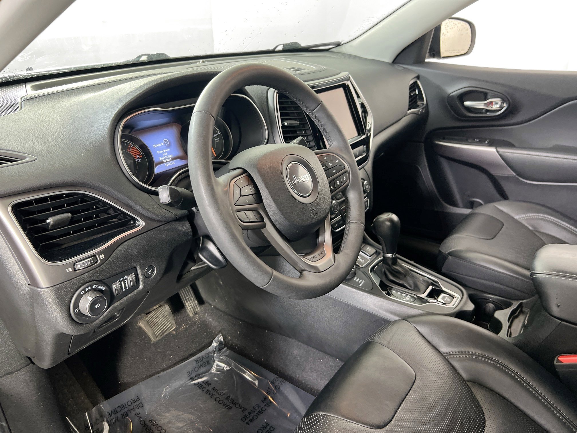 Used 2022 Jeep Cherokee Limited AWD/4WD image 9