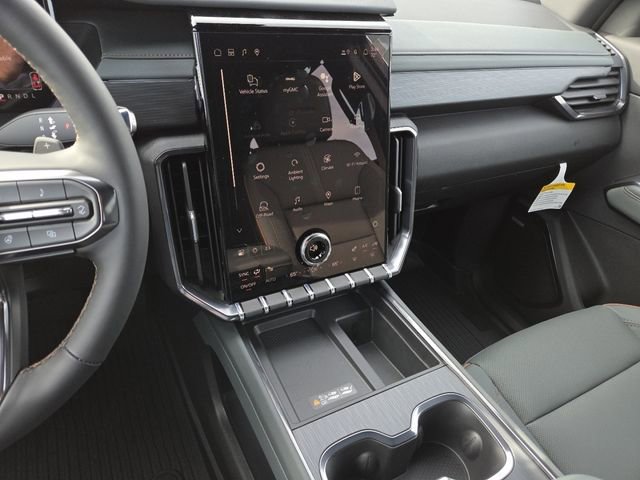 New 2026 GMC Acadia AT4 w/ LPO, Floor Liner Package image 37