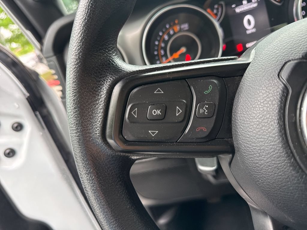 Used 2022 Jeep Gladiator Sport AWD/4WD image 13