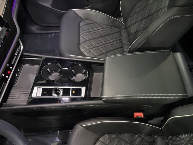 Used 2025 Volkswagen Atlas SEL Premium R-Line image 27