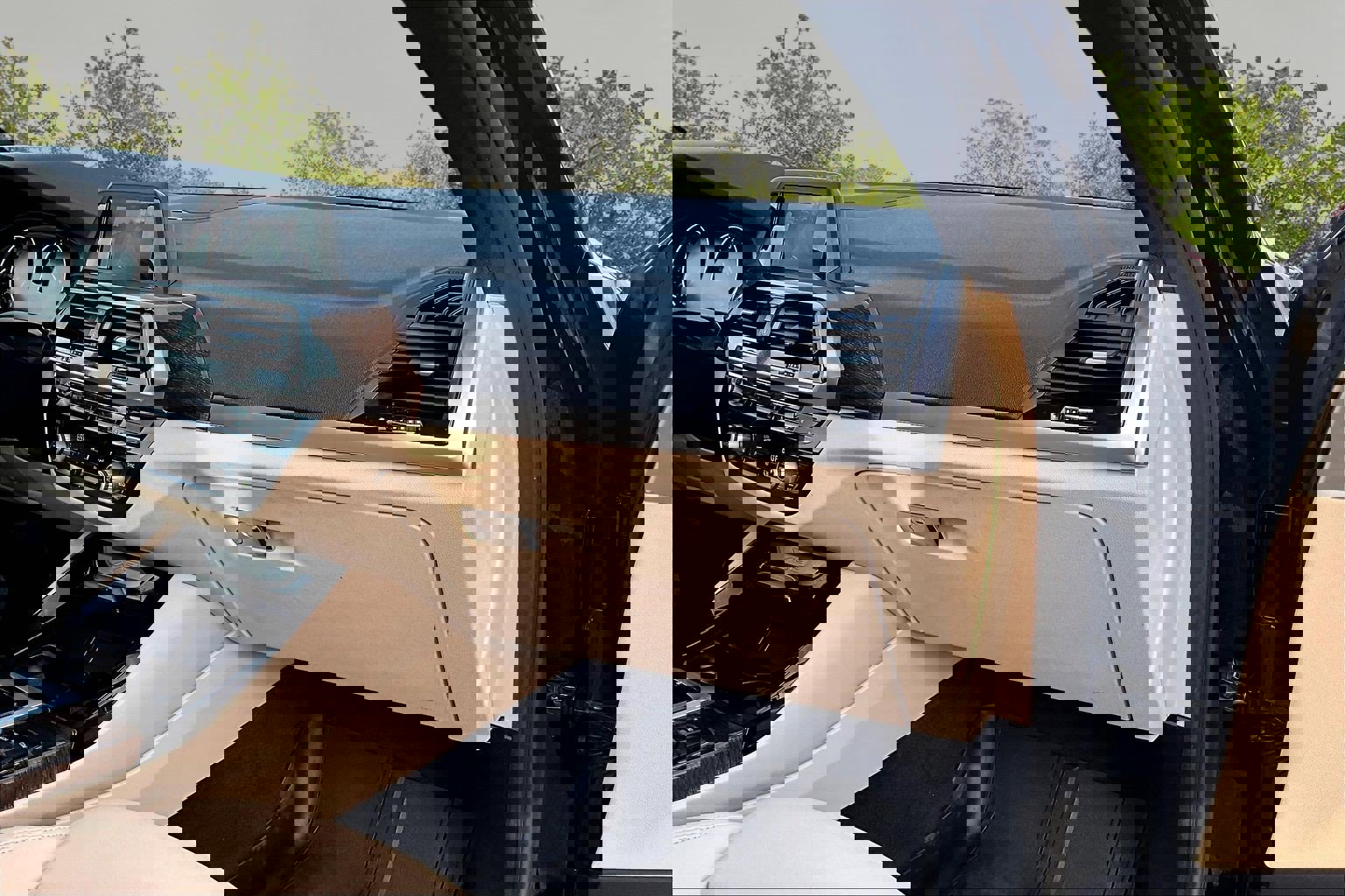 Used 2019 BMW X3 xDrive30i w/ Driving Assistance Package image 17