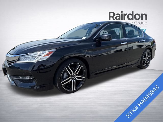 Used 2017 Honda Accord Touring image 3