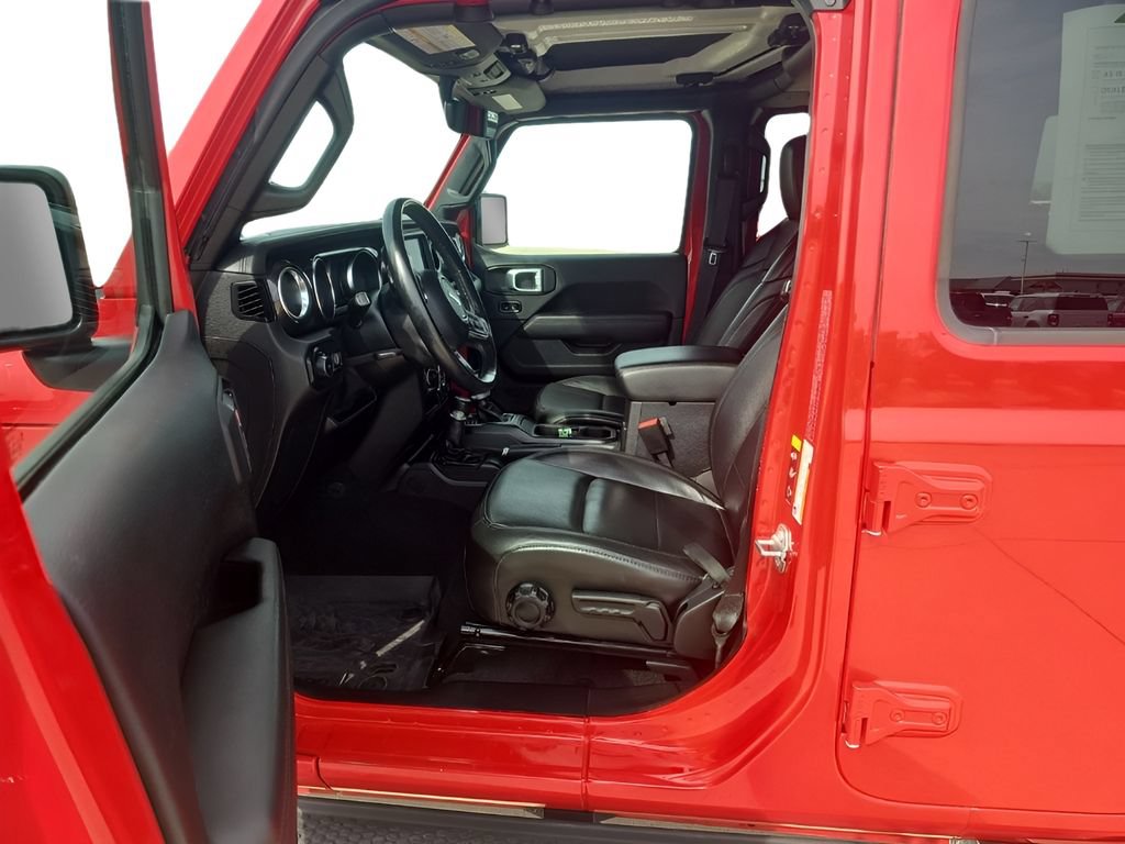 Used 2021 Jeep Wrangler Unlimited Sahara AWD/4WD image 10