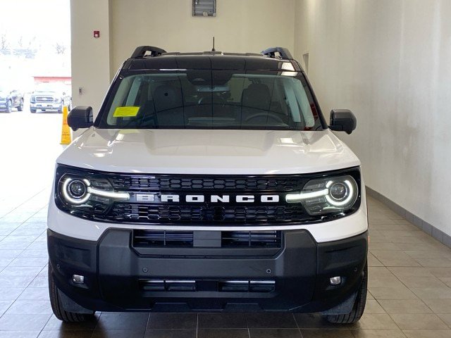New 2025 Ford Bronco Sport Outer Banks w/ Outer Banks Tech Package+ AWD/4WD image 3