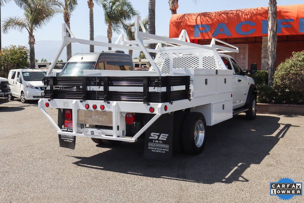 Used 2022 RAM 5500 Tradesman w/ Chrome Appearance Group RWD image 9