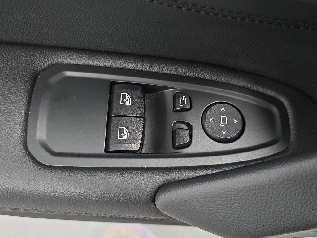 Used 2022 BMW Z4 M40i w/ Shadowloine Package RWD image 23