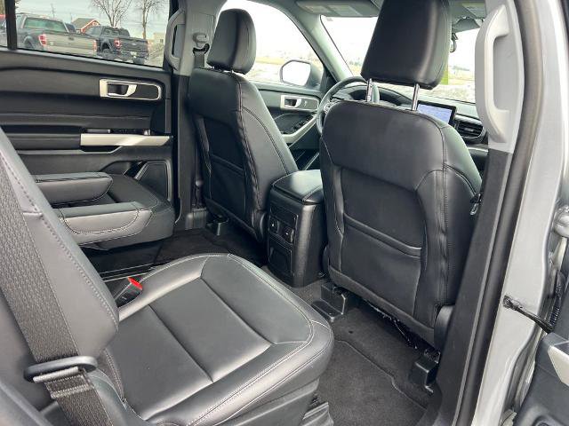 Certified 2023 Ford Explorer XLT w/ Equipment Group 202A AWD/4WD image 34