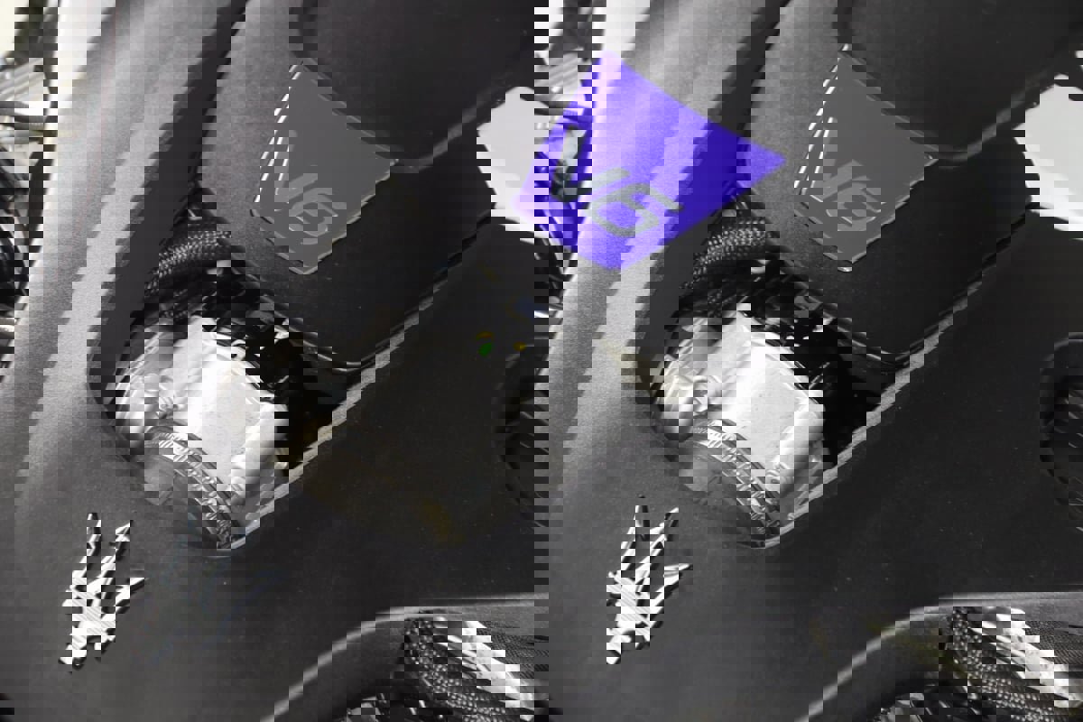 Used 2021 Maserati Levante S image 23