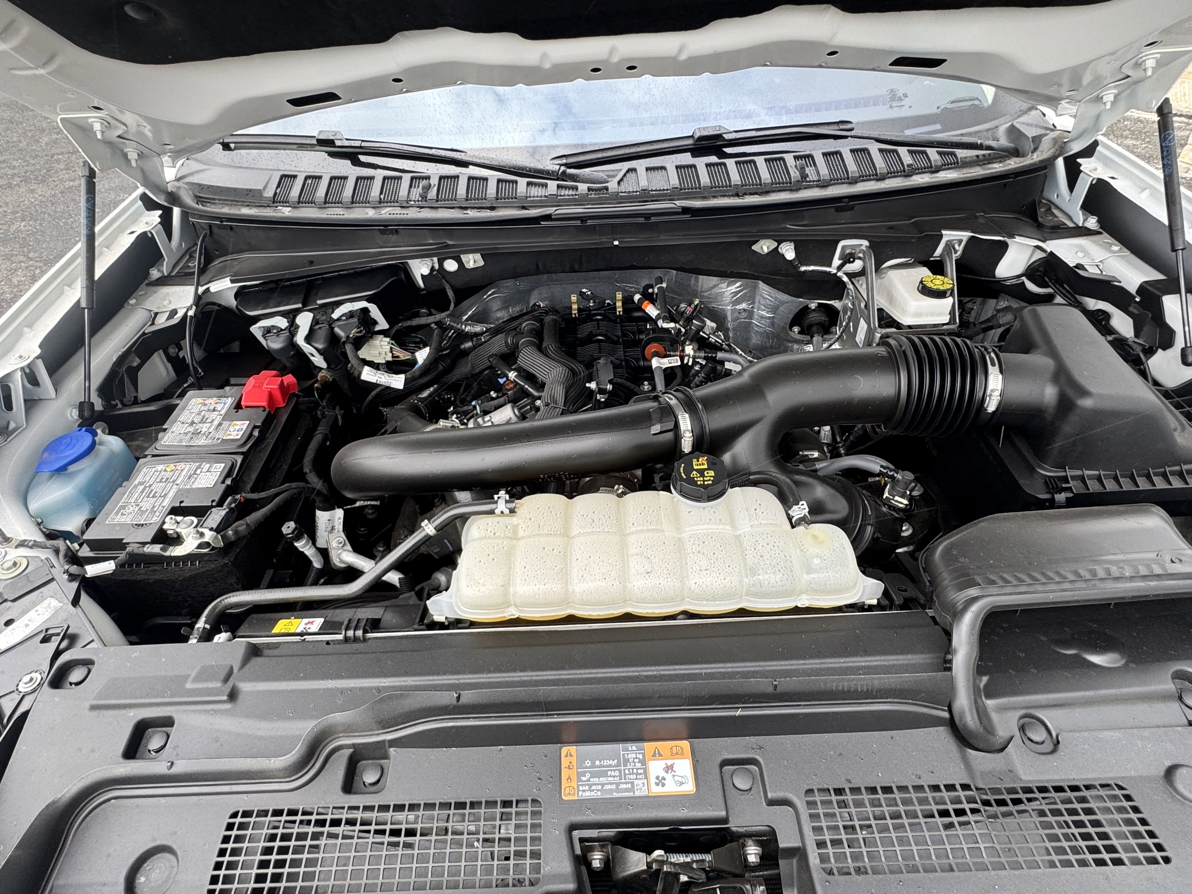 Used 2025 Ford Expedition Active AWD/4WD image 19