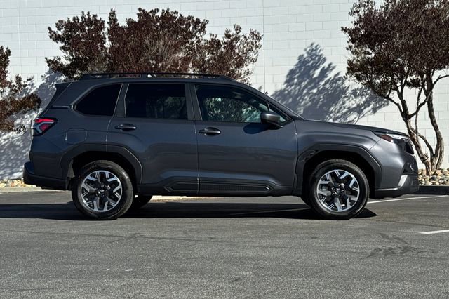 Used 2026 Subaru Forester Premium video 3