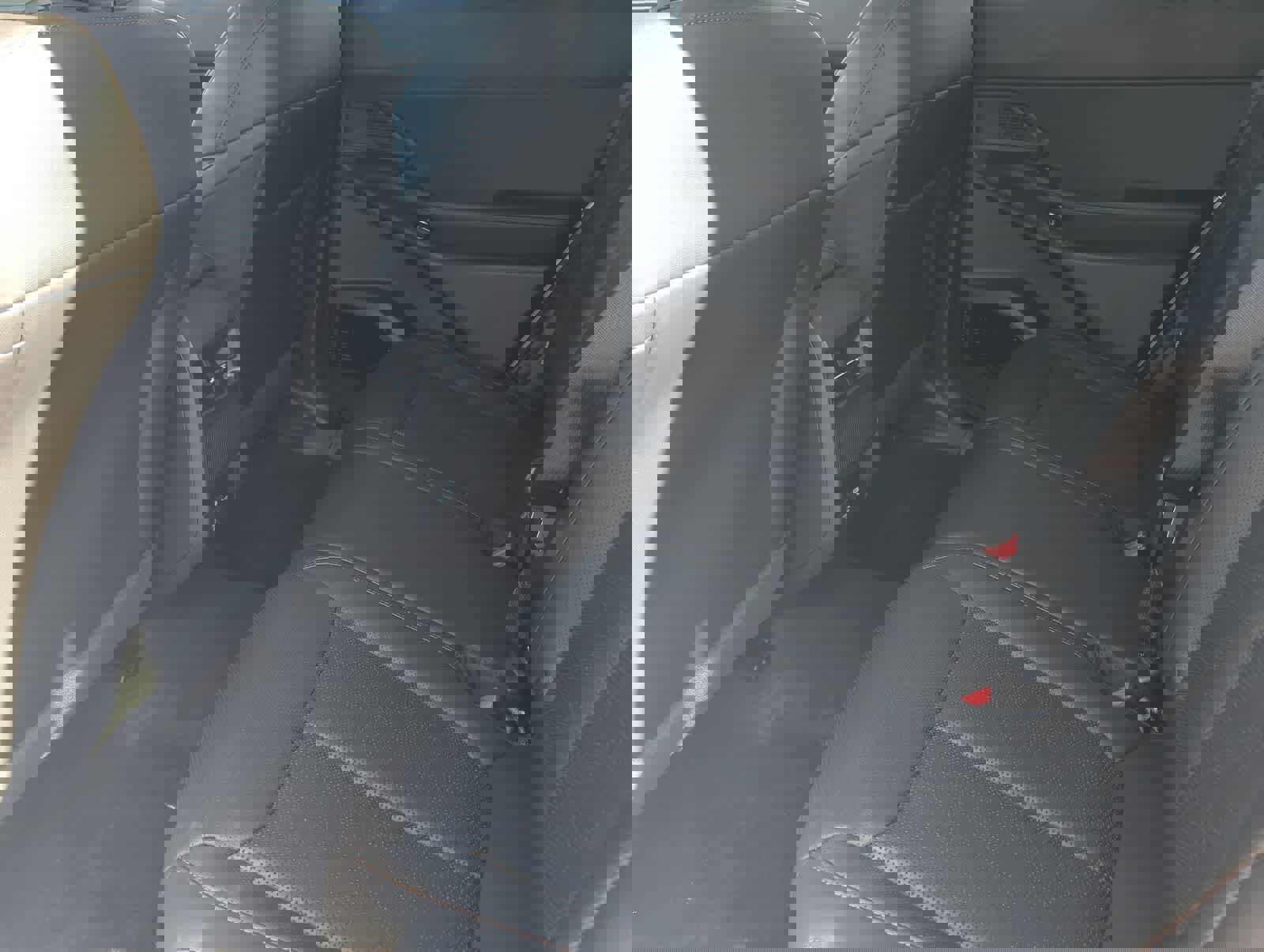 New 2026 Jeep Cherokee Overland image 18