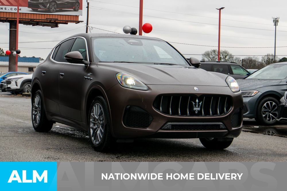 Used 2023 Maserati Grecale GT image 4