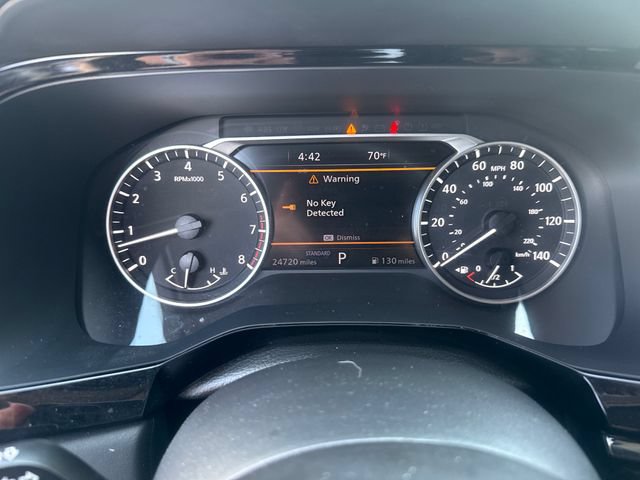Used 2023 Nissan Pathfinder SL FWD image 12