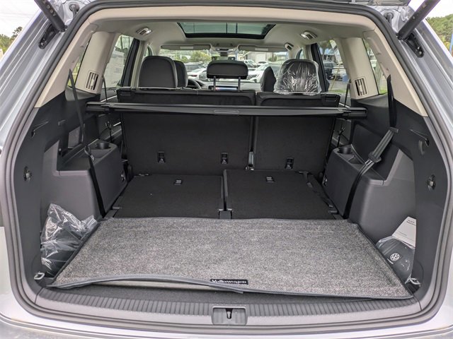 New 2026 Volkswagen Atlas SEL Premium R-Line image 13
