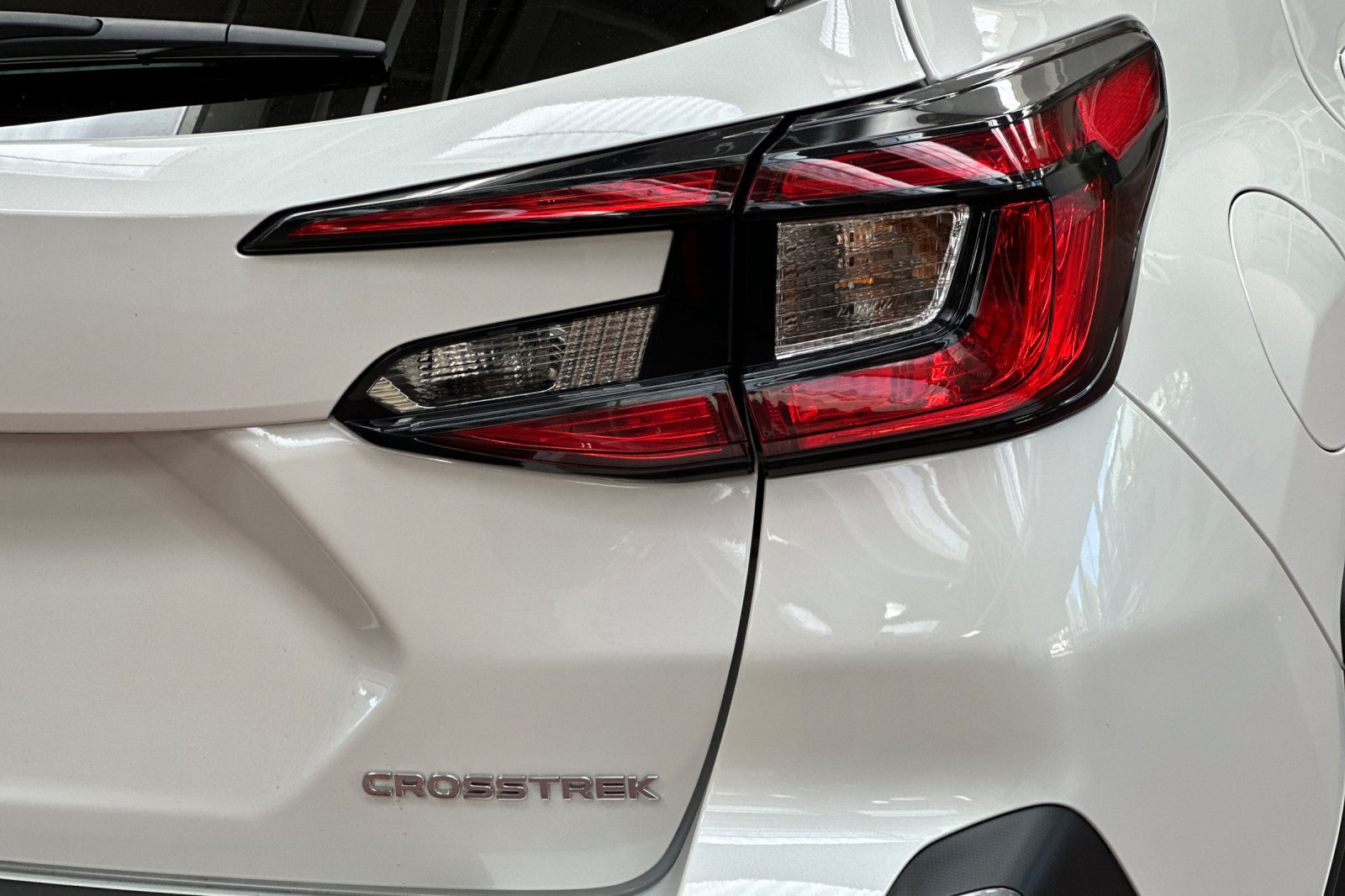 Used 2024 Subaru Crosstrek 2.5i Limited w/ Popular Package #4A AWD/4WD image 37