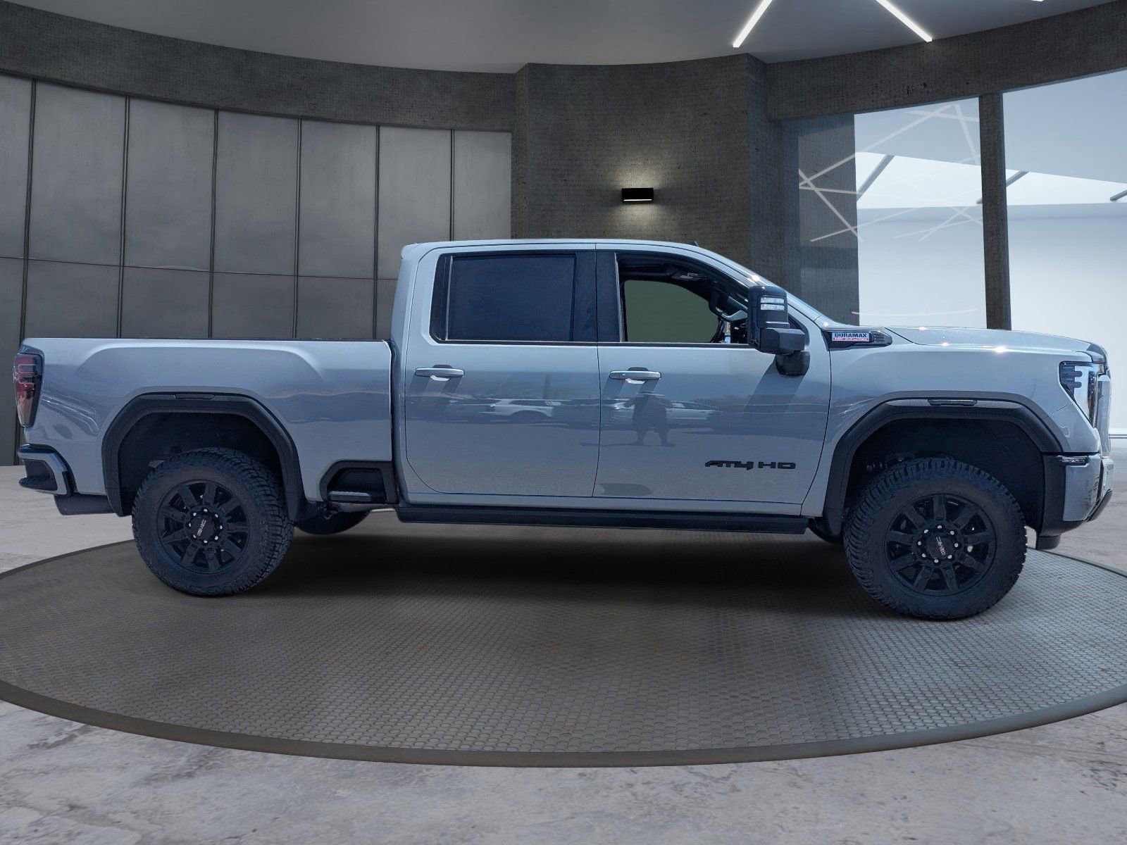 Used 2024 GMC Sierra 2500 AT4 w/ AT4 Premium Plus Package AWD/4WD image 7